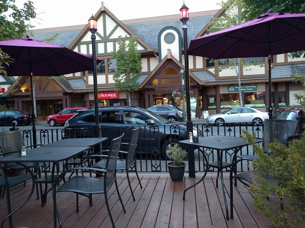 Bistro 694