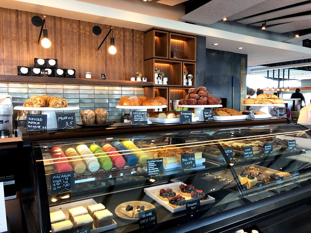 Boom + Batten Restaurant & Cafe