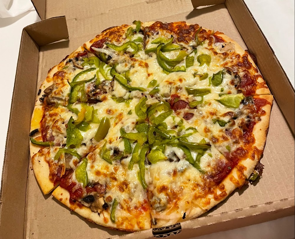 Little Town Pizza Lake Cowichan
