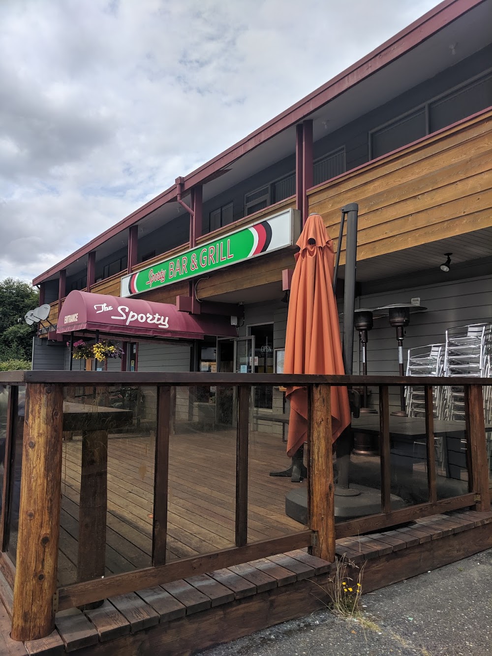 Sporty Bar & Grill